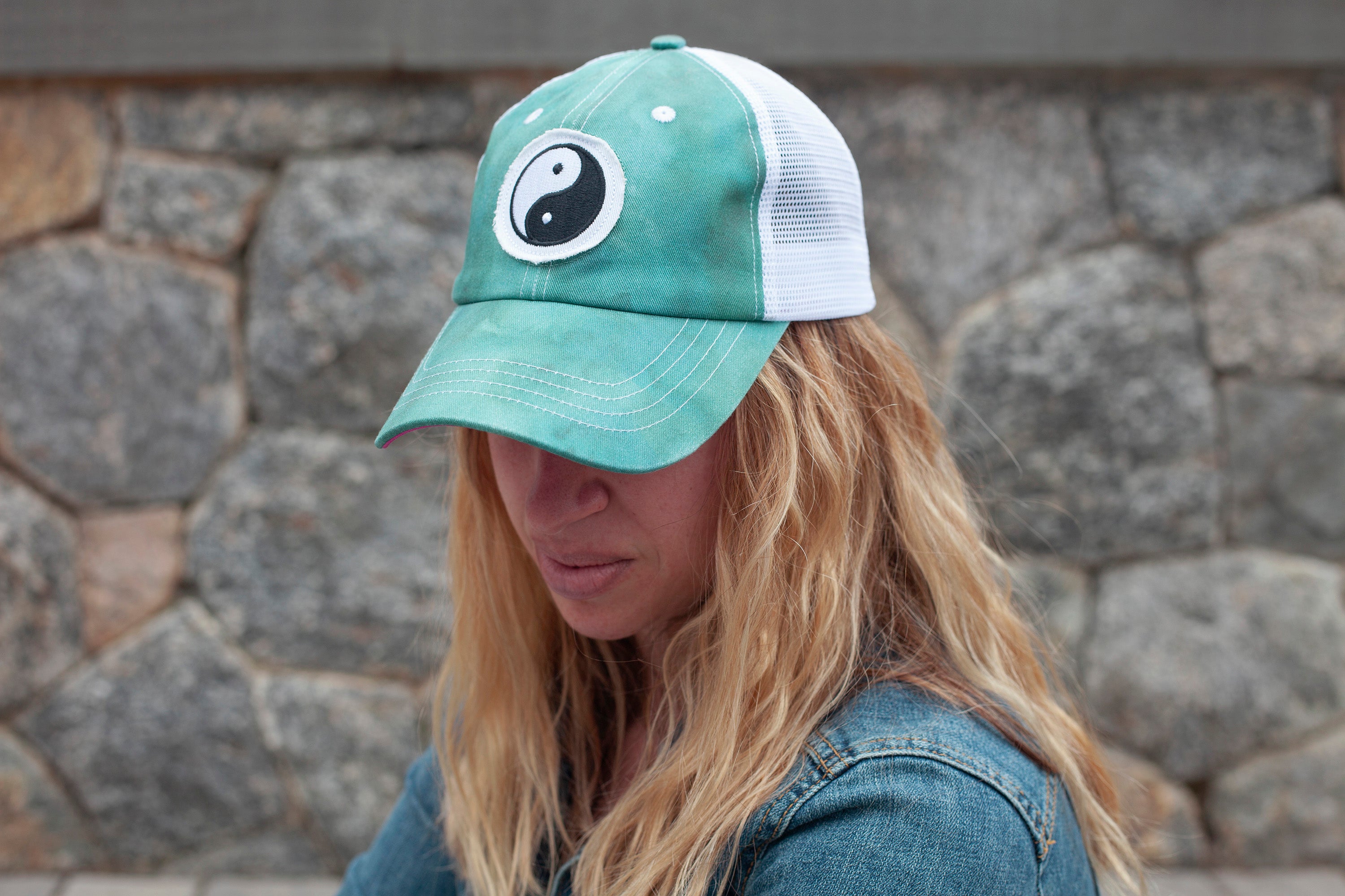 Women’s Hats, Women’s Trucker Hats, Trucker Hats, Hats, Adjustable Hats, Everyday Use, Comfortable, Yin-Yang, Zen, Pattern, Outdoors, Yoga, Workouts