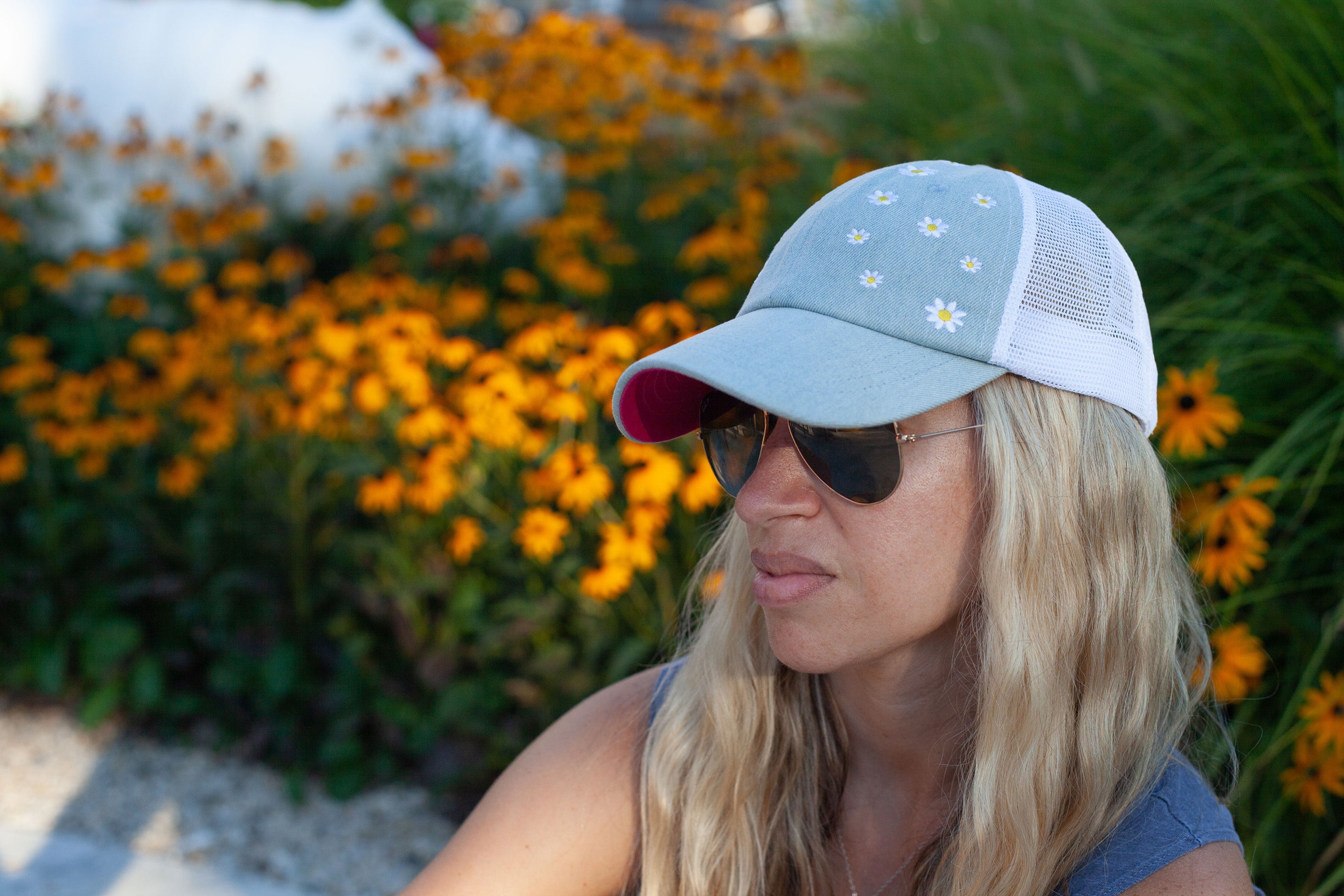Women’s Hats, Women’s Trucker Hats, Trucker Hats, Hats, Adjustable Hats, Everyday Use, Comfortable, Daisy’s, Pattern, Outings, Warm Weather Activities, Spring and Summer